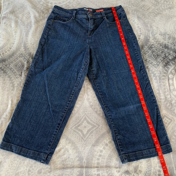 Style & Co Denim Capri Tummy Control - Picture 5 of 8